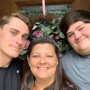 Meet your Posher, Denise